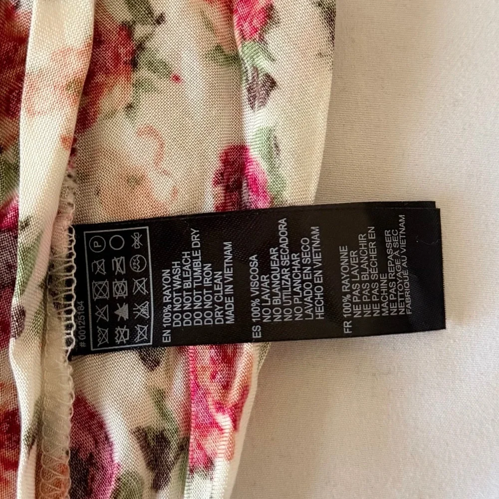 Forever 21 Floral A-Line Skirt - Red and Pink